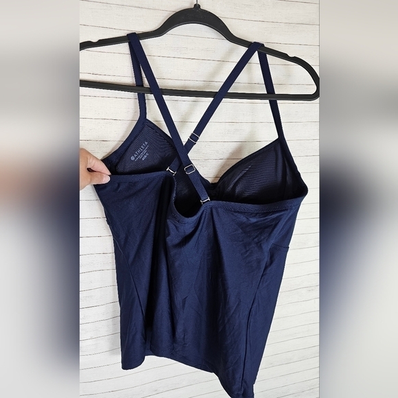Athleta Blue Twister Tankini Top, sz 40 B/C - Picture 10 of 10
